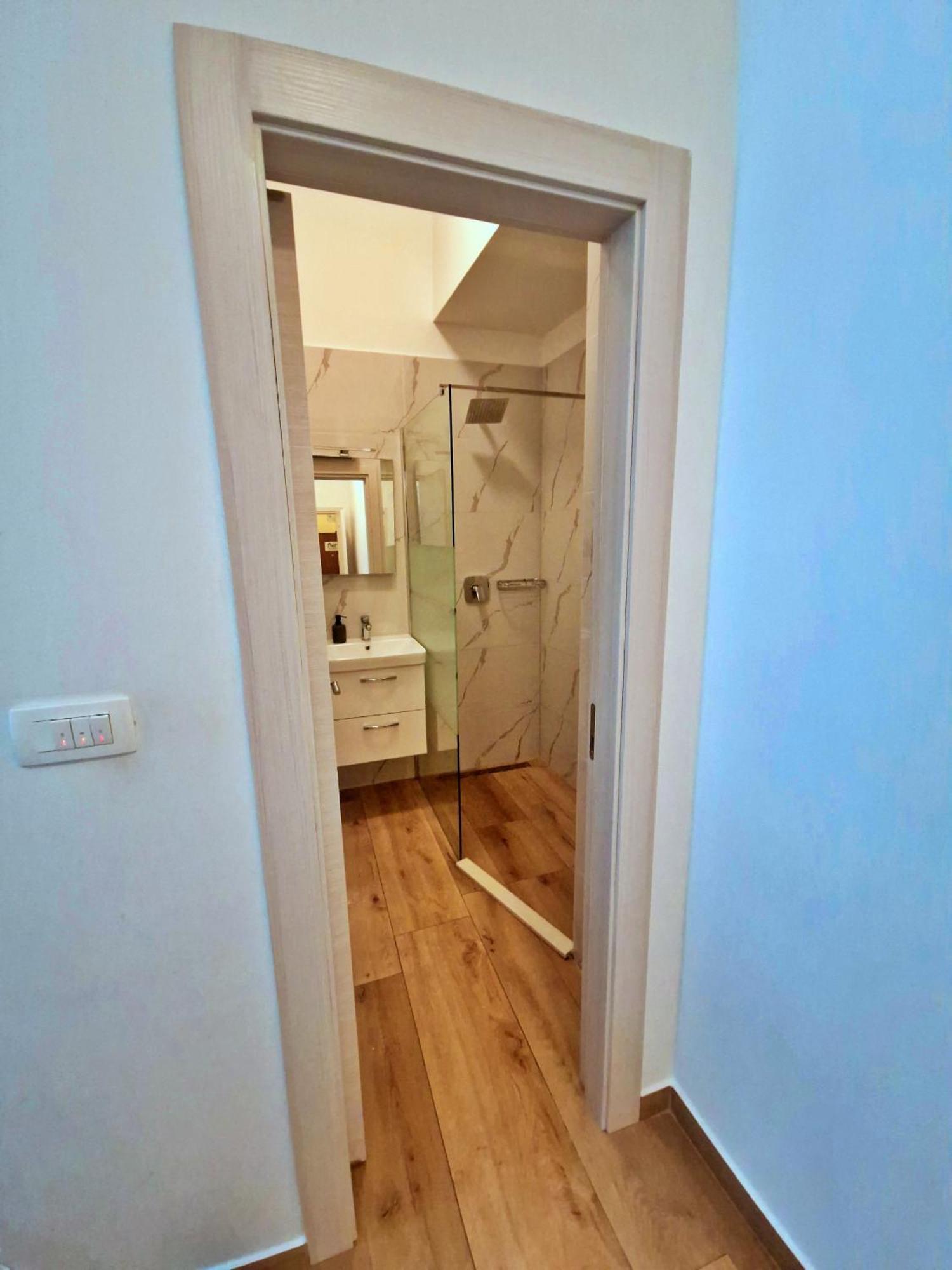 Lola'S Place Rijeka Ngoại thất bức ảnh