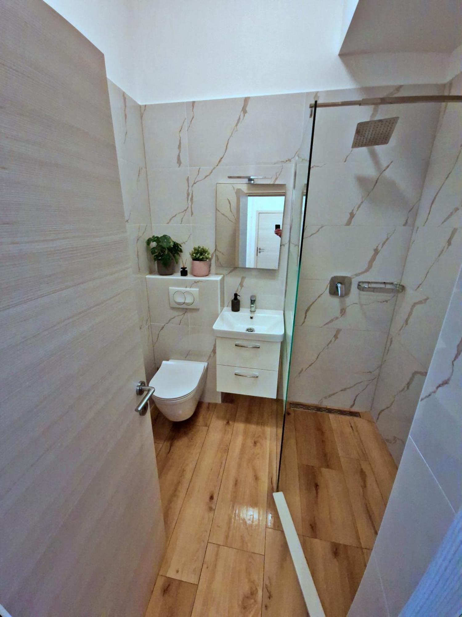 Lola'S Place Rijeka Ngoại thất bức ảnh