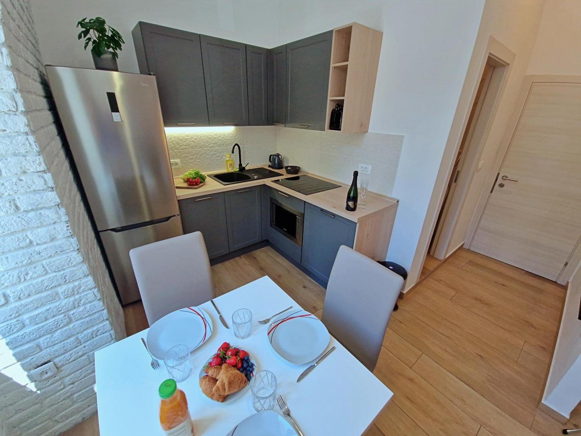 Lola'S Place Rijeka Ngoại thất bức ảnh