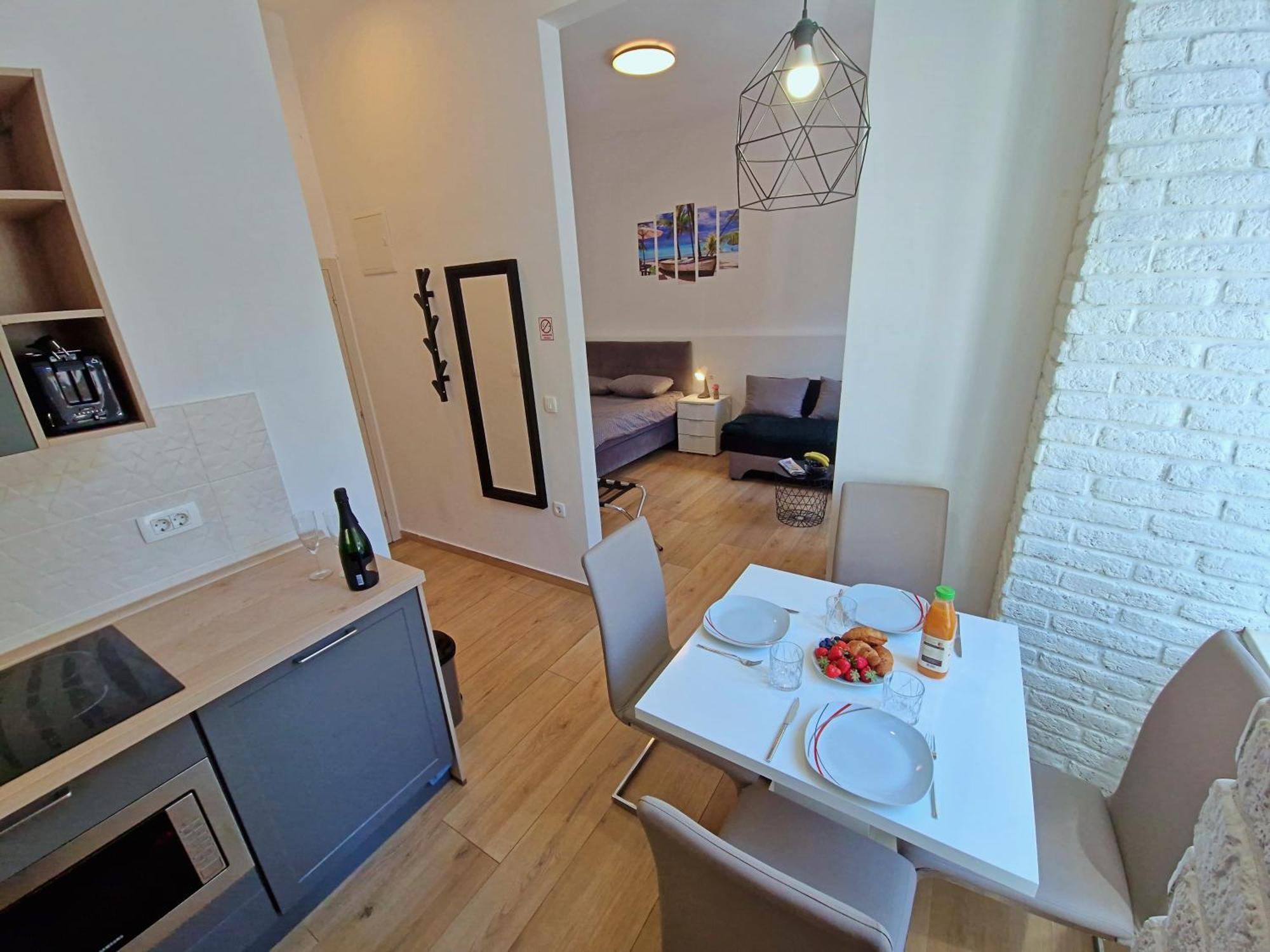 Lola'S Place Rijeka Ngoại thất bức ảnh